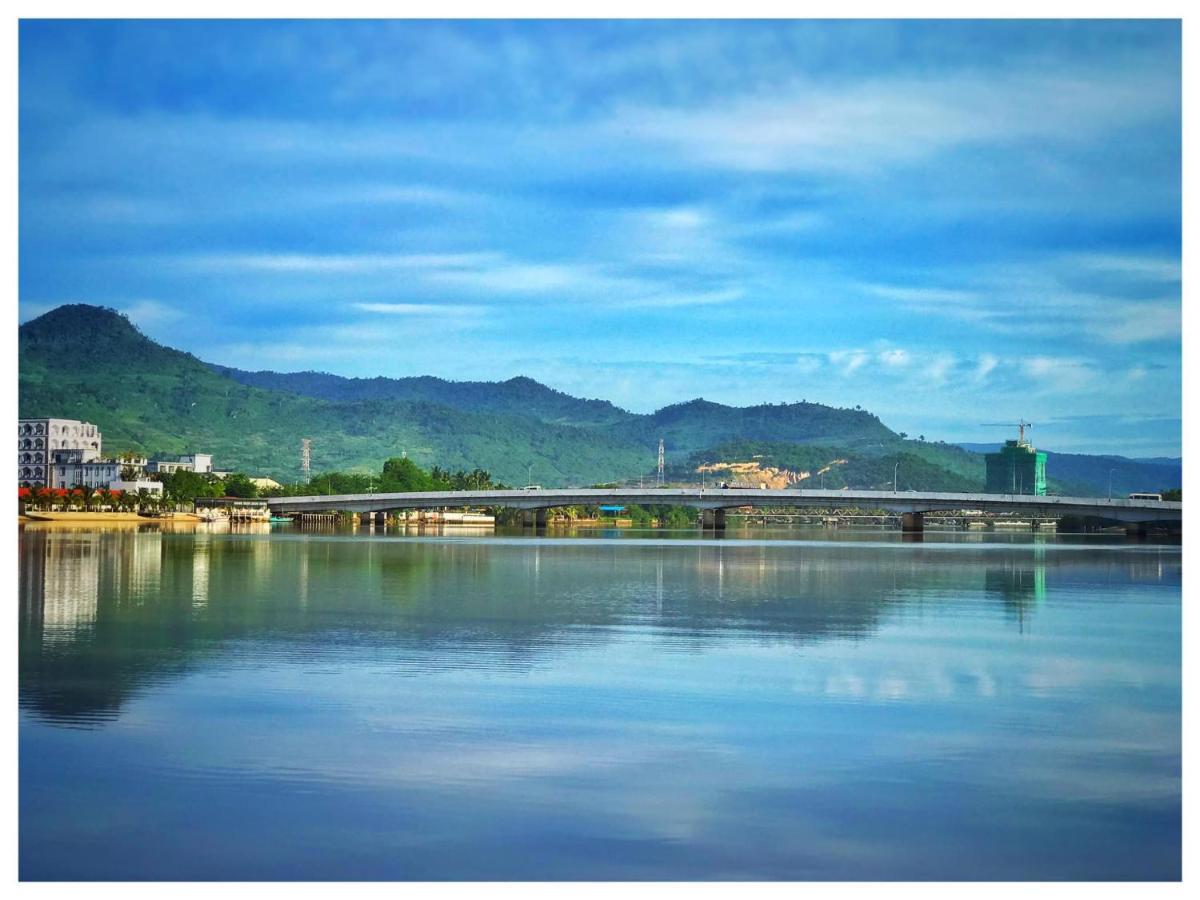 Kampot Tropical Village Eksteriør billede